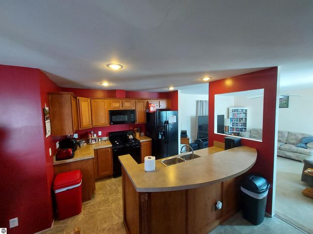 1592 Geraldton Place, Traverse City, MI 49686