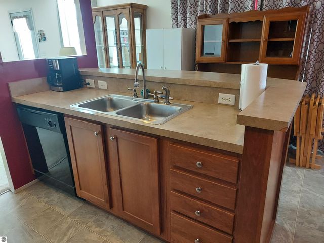 1592 Geraldton Place, Traverse City, MI 49686