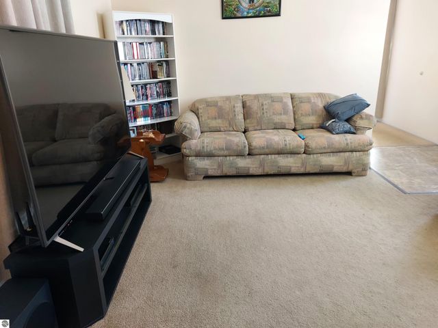 1592 Geraldton Place, Traverse City, MI 49686