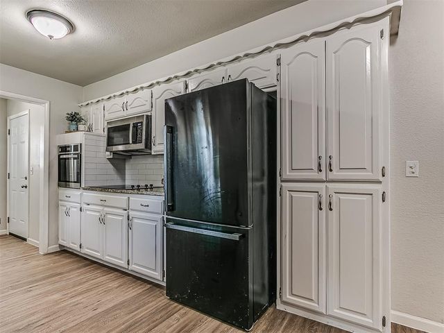 350 W Elder Drive, Mustang, OK 73064