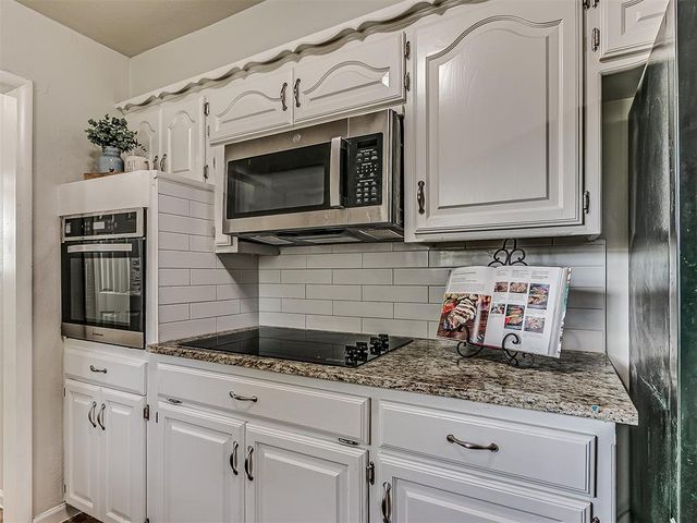 350 W Elder Drive, Mustang, OK 73064