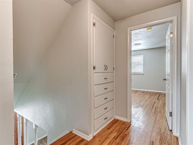 350 W Elder Drive, Mustang, OK 73064