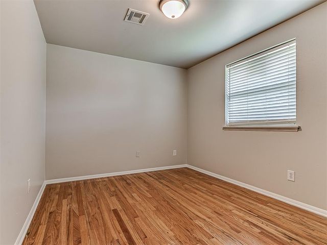 350 W Elder Drive, Mustang, OK 73064
