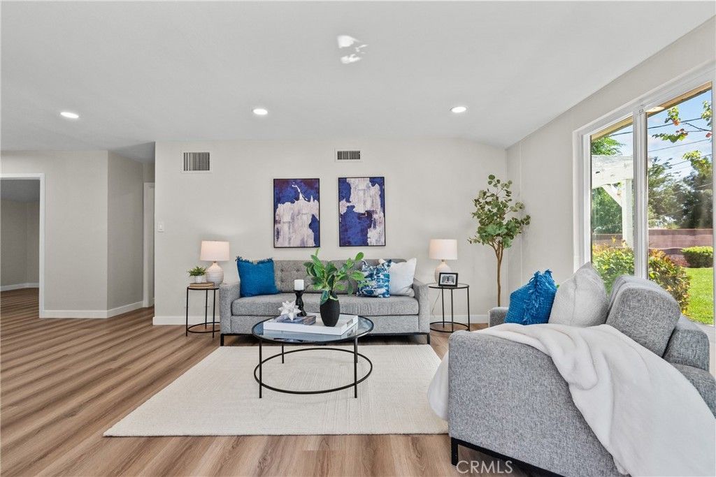 Image 17 of property listing at 44938 Lorimer, Lancaster, CA 93534