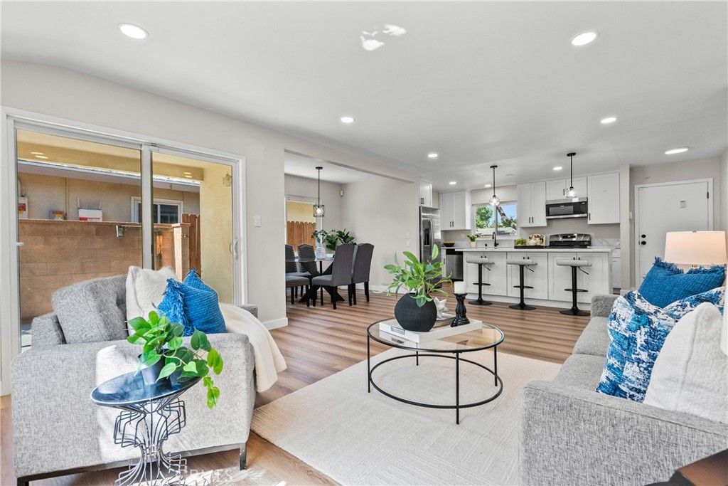 Image 18 of property listing at 44938 Lorimer, Lancaster, CA 93534