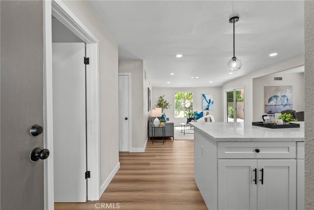 Image 7 of property listing at 44938 Lorimer, Lancaster, CA 93534