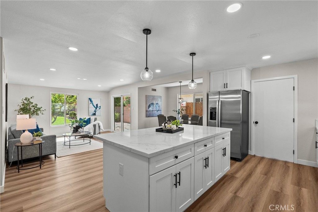 Image 8 of property listing at 44938 Lorimer, Lancaster, CA 93534