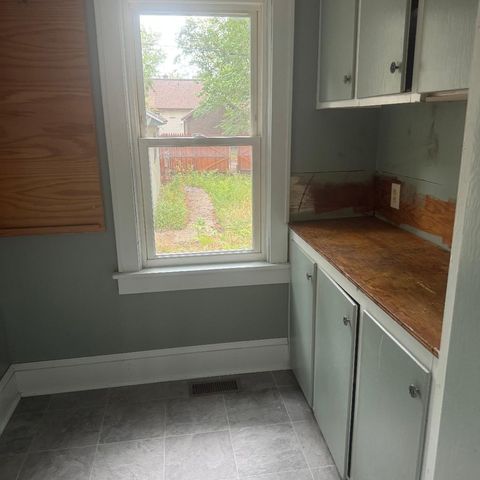 1730 Elwood Street, Muskegon, MI 49442