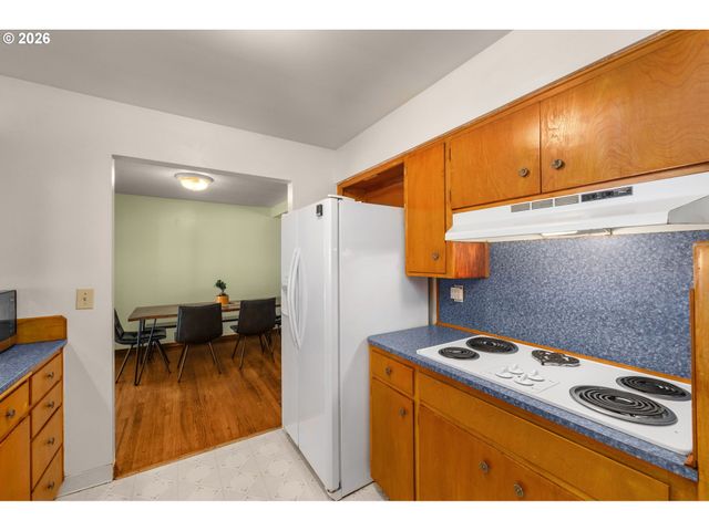 2126 Se 45TH Ave, Hillsboro, OR 97123