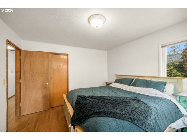 2126 Se 45TH Ave, Hillsboro, OR 97123