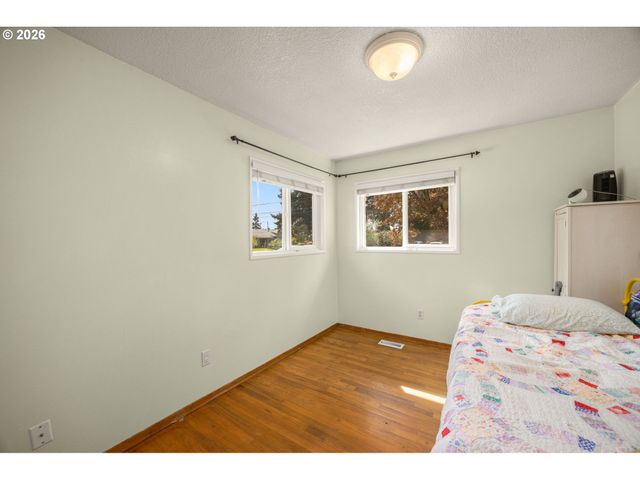 2126 Se 45TH Ave, Hillsboro, OR 97123