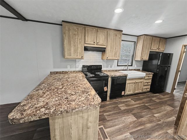 15165 W Phillips Drive, Park Hill, OK 74451