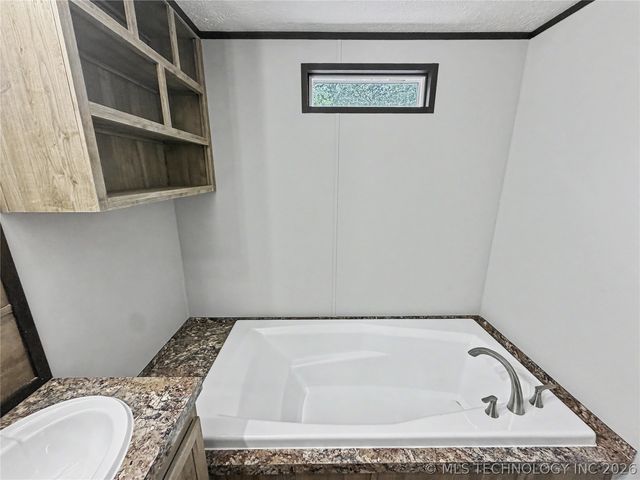 15165 W Phillips Drive, Park Hill, OK 74451