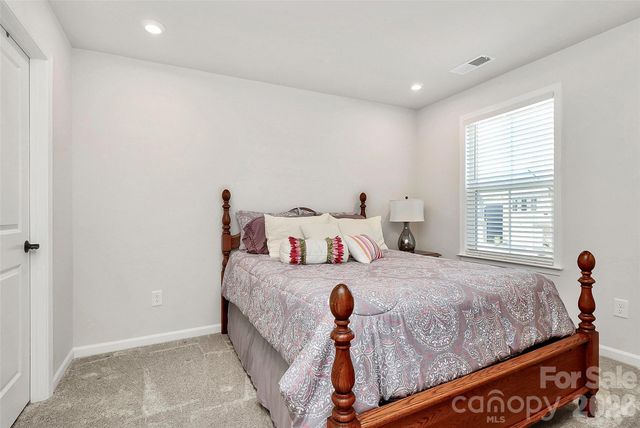 8137 Franklin Trail Street, Mint Hill, NC 28227