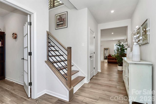 8137 Franklin Trail Street, Mint Hill, NC 28227