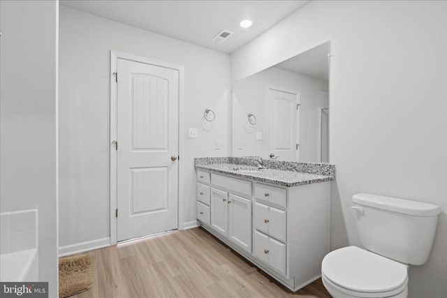 129 PADDINGTON ST, Falling Waters, WV 25419