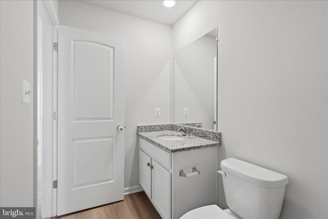 129 PADDINGTON ST, Falling Waters, WV 25419