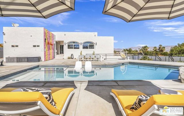 775 W Racquet Club Road, Palm Springs, CA 92262