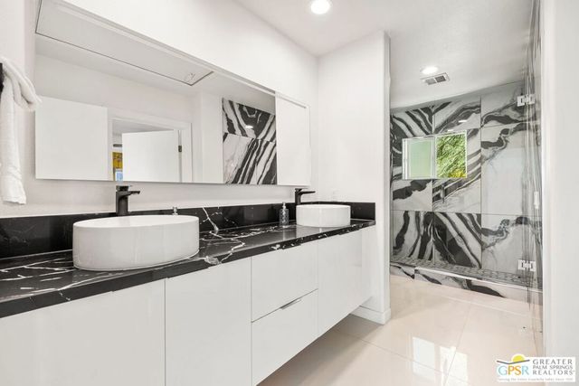 775 W Racquet Club Road, Palm Springs, CA 92262