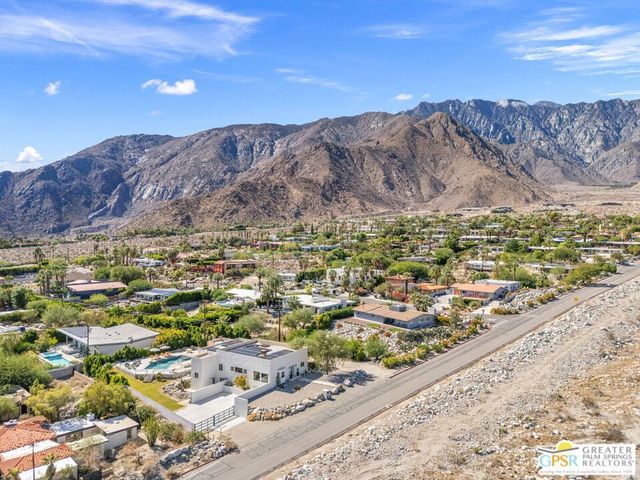 775 W Racquet Club Road, Palm Springs, CA 92262