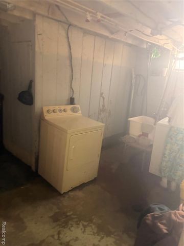 14035 Kentfield Street, Detroit, MI 48223