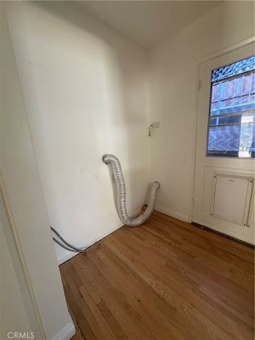 20955 De Mina, Woodland Hills, CA 91364