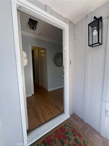 20955 De Mina, Woodland Hills, CA 91364