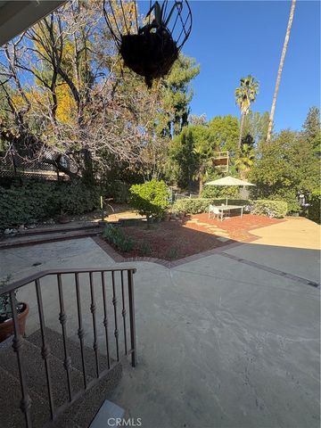 20955 De Mina, Woodland Hills, CA 91364