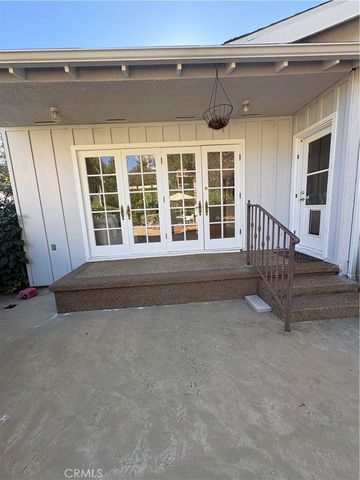 20955 De Mina, Woodland Hills, CA 91364