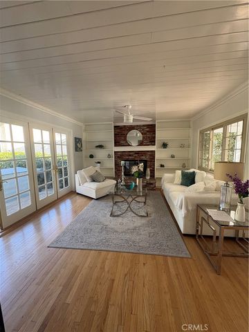 20955 De Mina, Woodland Hills, CA 91364