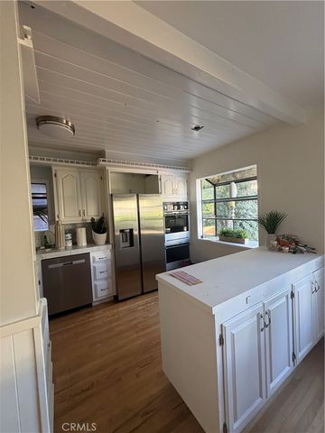 20955 De Mina, Woodland Hills, CA 91364