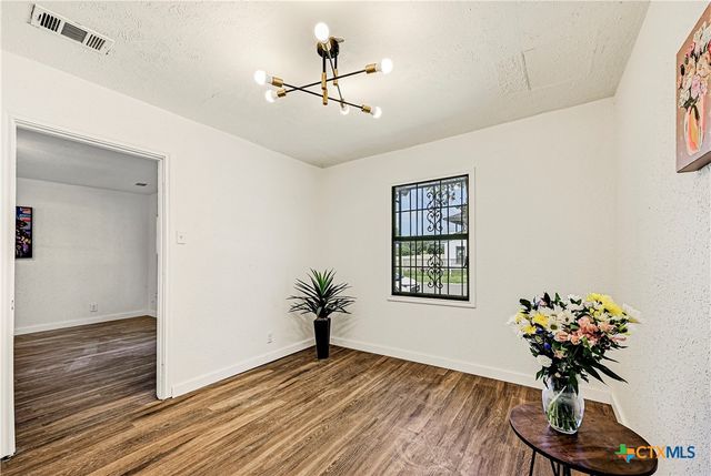 802 Cloud Street, Killeen, TX 76541
