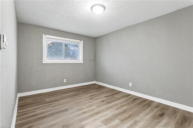 2500 Leo ST, Norfolk, VA 23504