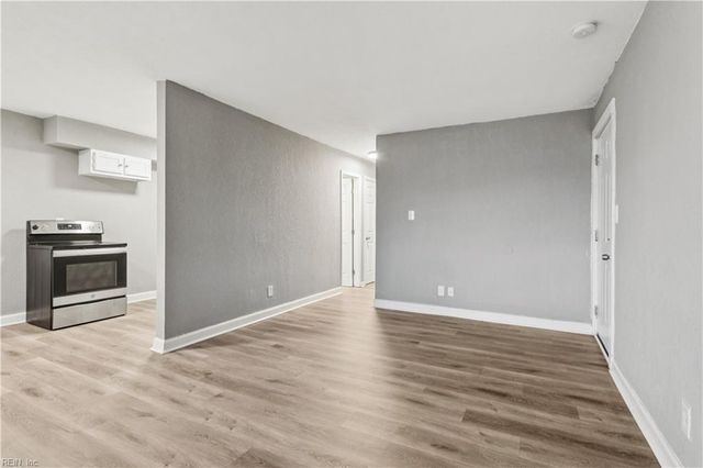 2500 Leo ST, Norfolk, VA 23504
