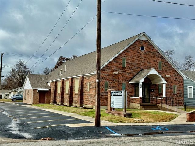 501 N Catalpa, Dexter, MO 63841