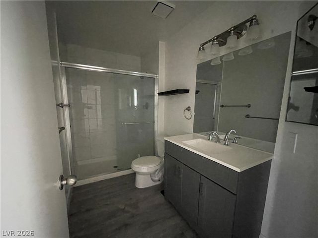 1521 Linnbaker Lane 203, Las Vegas, NV 89110