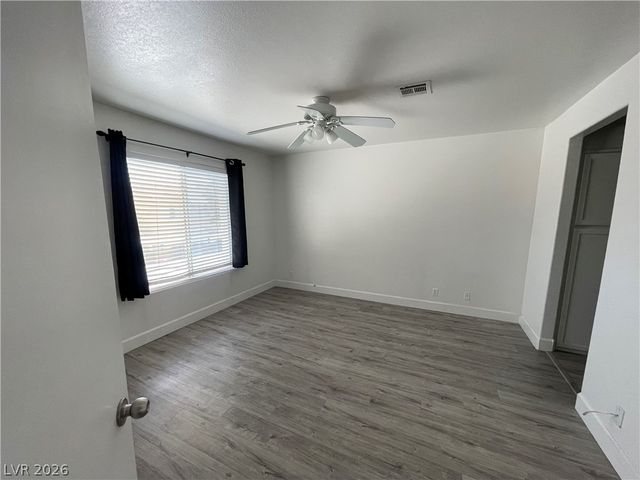 1521 Linnbaker Lane 203, Las Vegas, NV 89110
