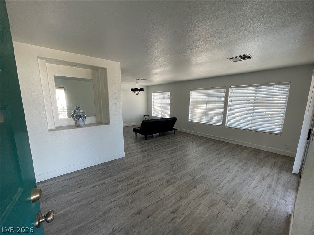 1521 Linnbaker Lane 203, Las Vegas, NV 89110