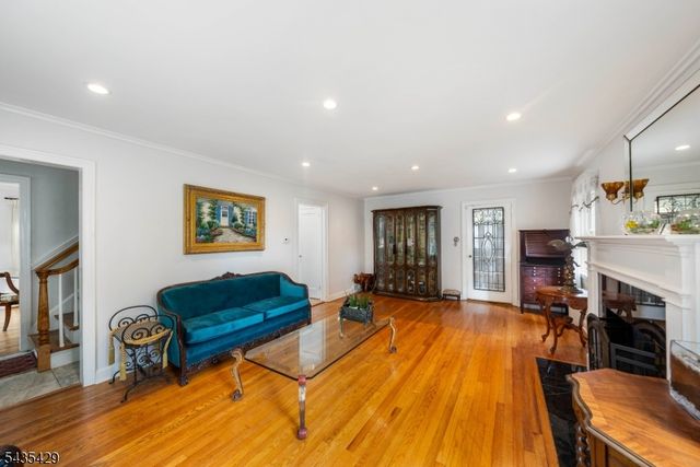 664 Duquesne Ter, Union Twp., NJ 07083