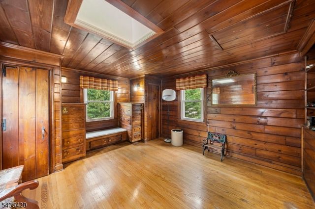 664 Duquesne Ter, Union Twp., NJ 07083