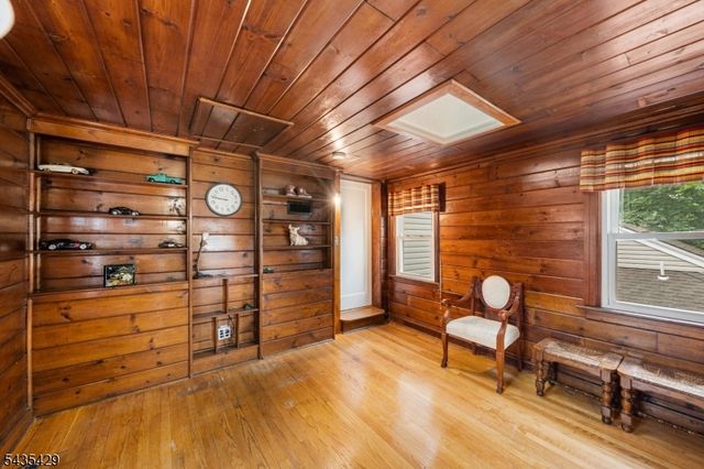 664 Duquesne Ter, Union Twp., NJ 07083