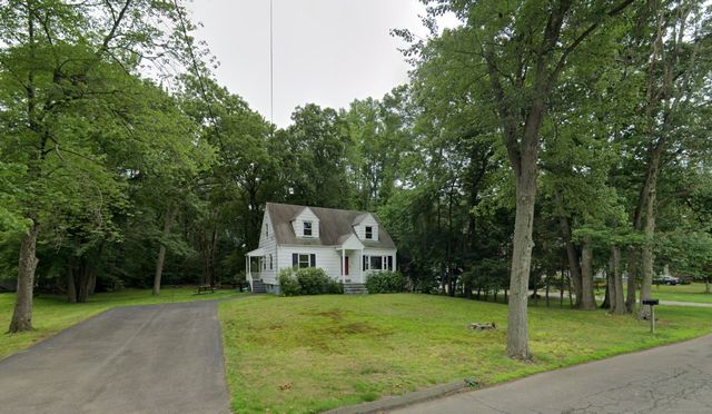 28 North Avenue, North Haven, CT 06473