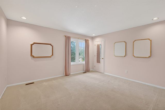 724 50th Street, Des Moines, IA 50312