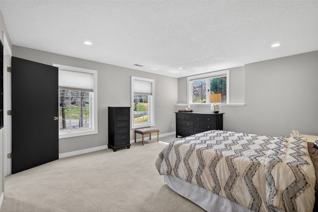 724 50th Street, Des Moines, IA 50312