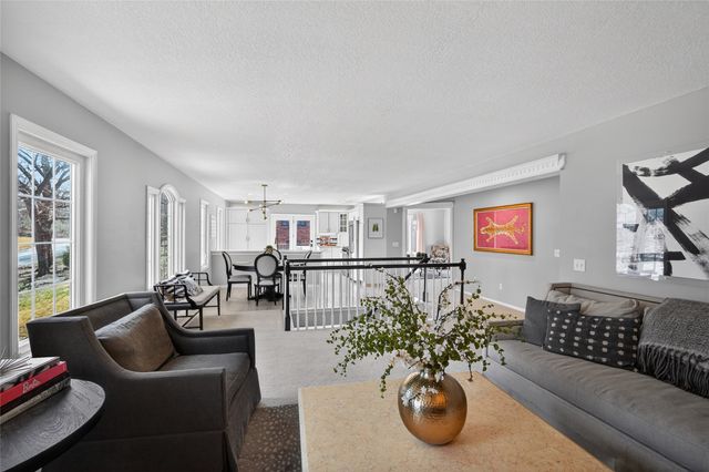 724 50th Street, Des Moines, IA 50312