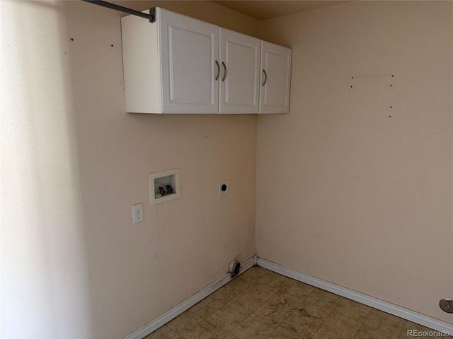 617 62nd Ave, Greeley, CO 80634