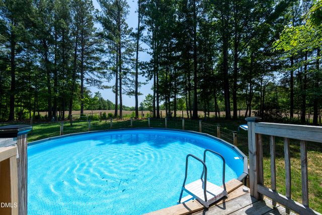 2714 White Smith Road, Siler City, NC 27344