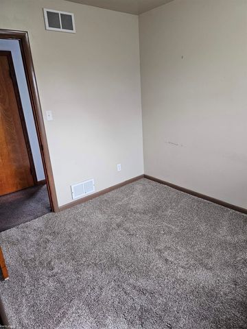 5882 King Road, East China, MI 48054