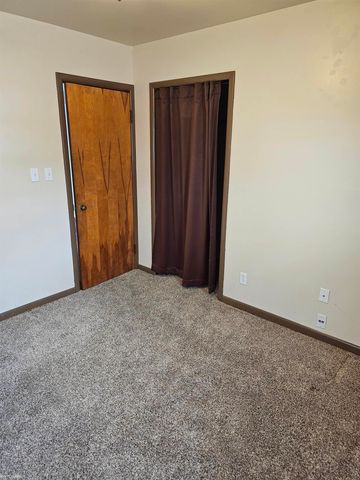 5882 King Road, East China, MI 48054