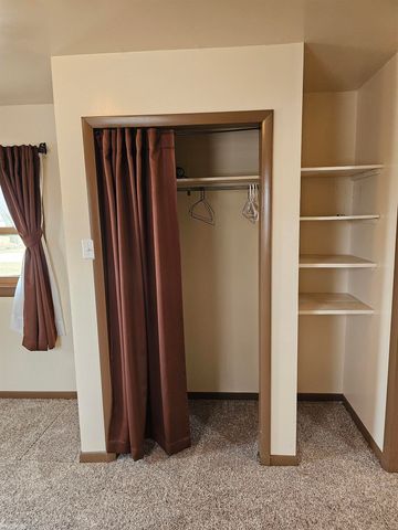 5882 King Road, East China, MI 48054